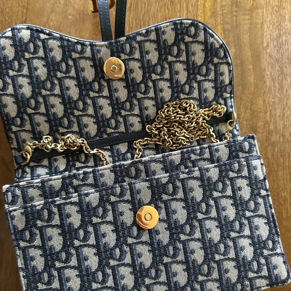 Dior saddle pouch with removable chain- price as listed or best offer - Picture 2 of 9